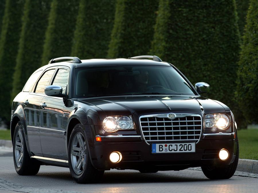  Chrysler 300C Touring 2004 года  (фото 14 из 16)